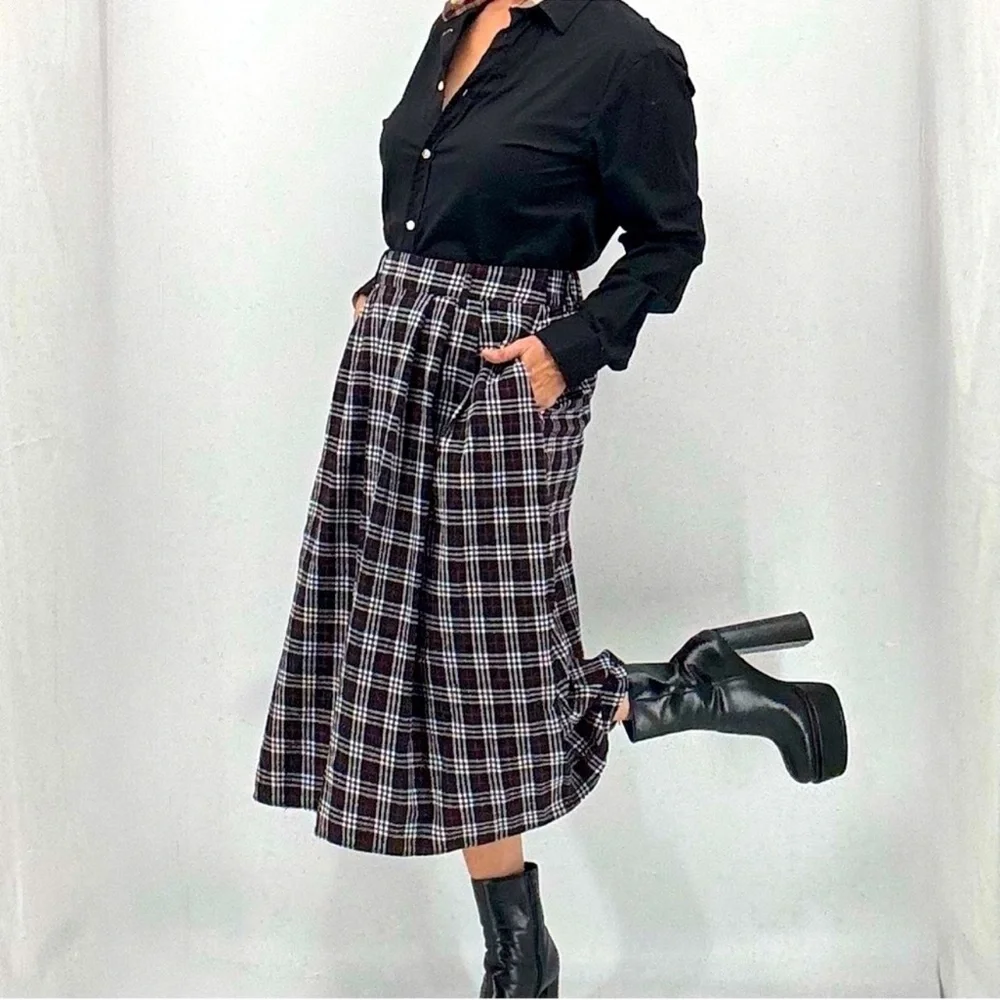 Plaid Blue and Green Women's Skirt - Picture 10 of 11